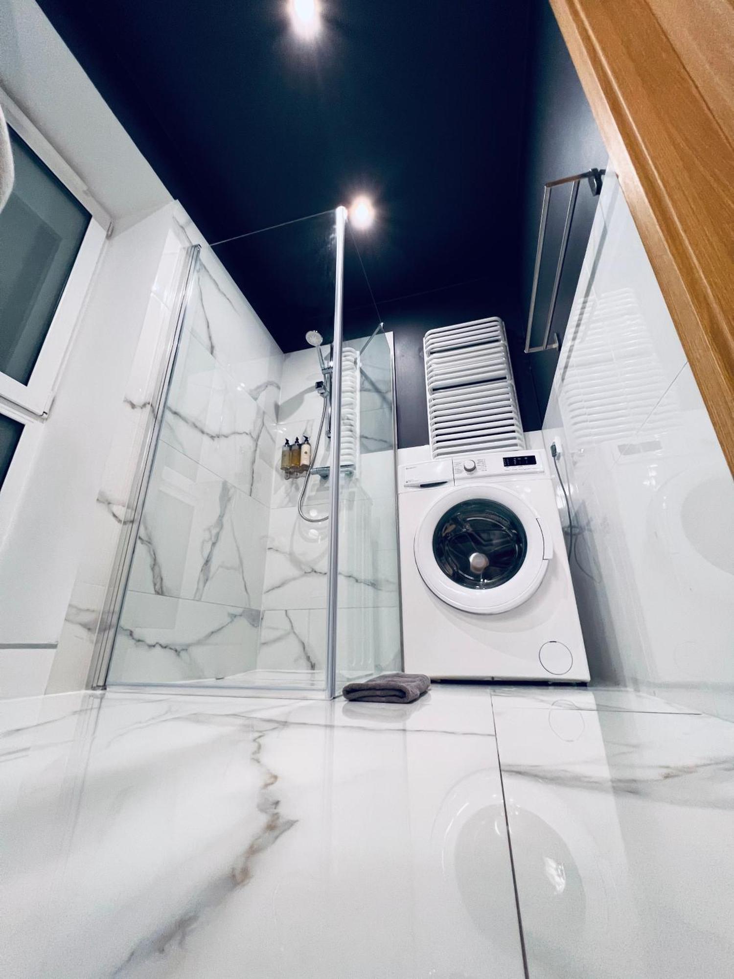 Apartamenty Zary Buitenkant foto