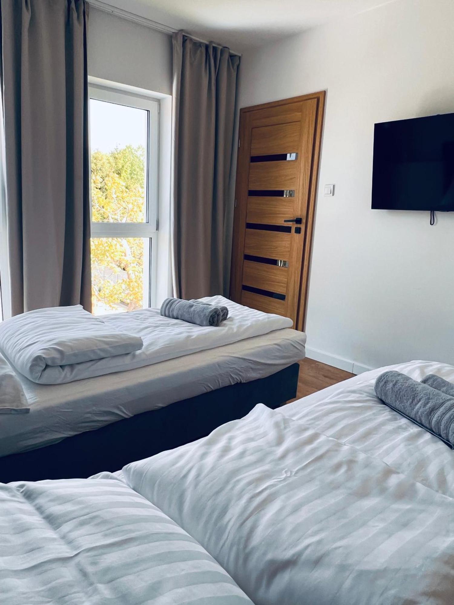Apartamenty Zary Buitenkant foto