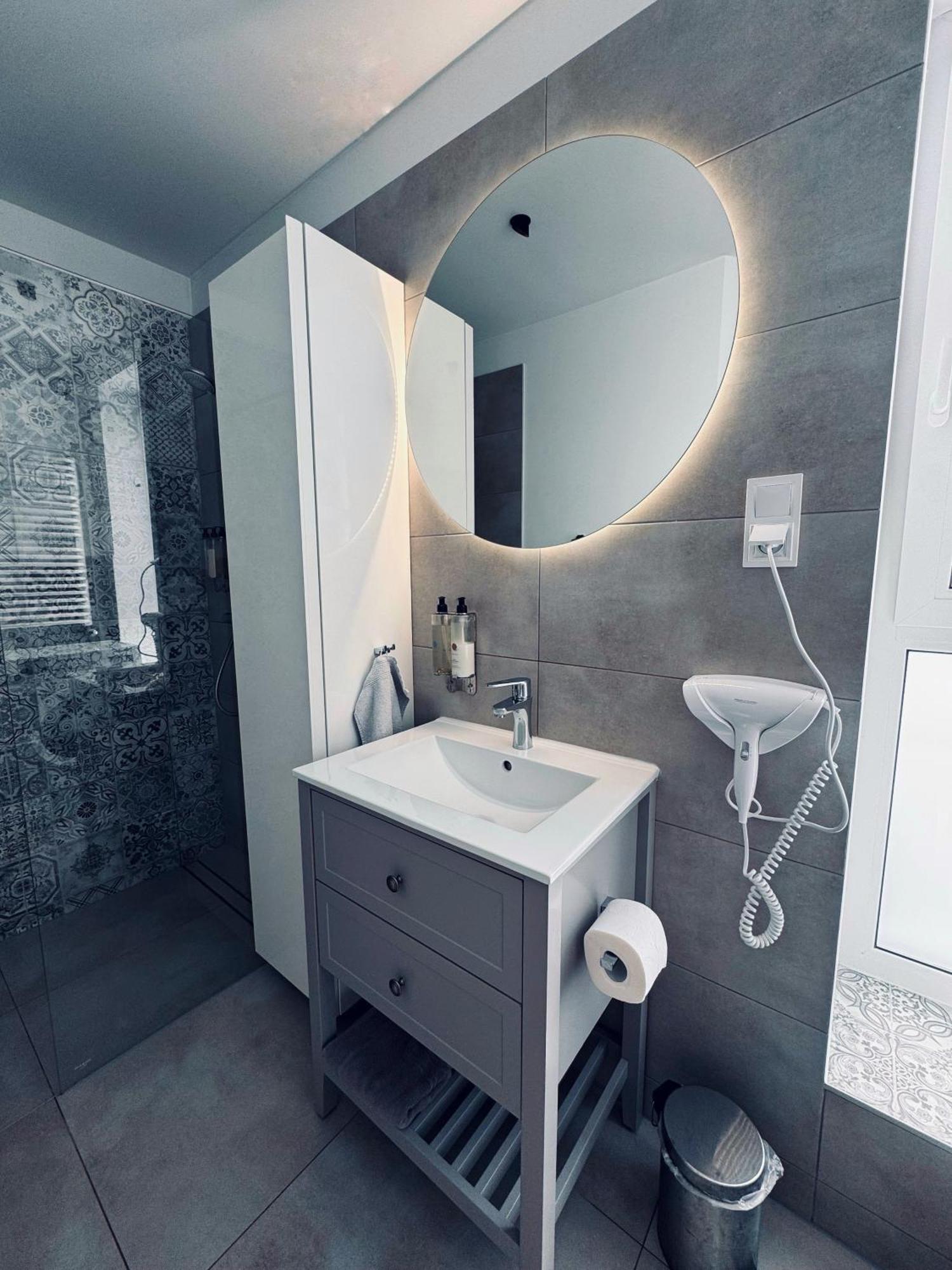 Apartamenty Zary Buitenkant foto